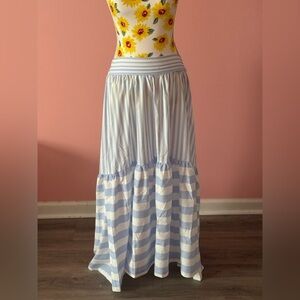 COPY - Effortlessly Chic: Women's Blue and White Maxi Skirt Size XL